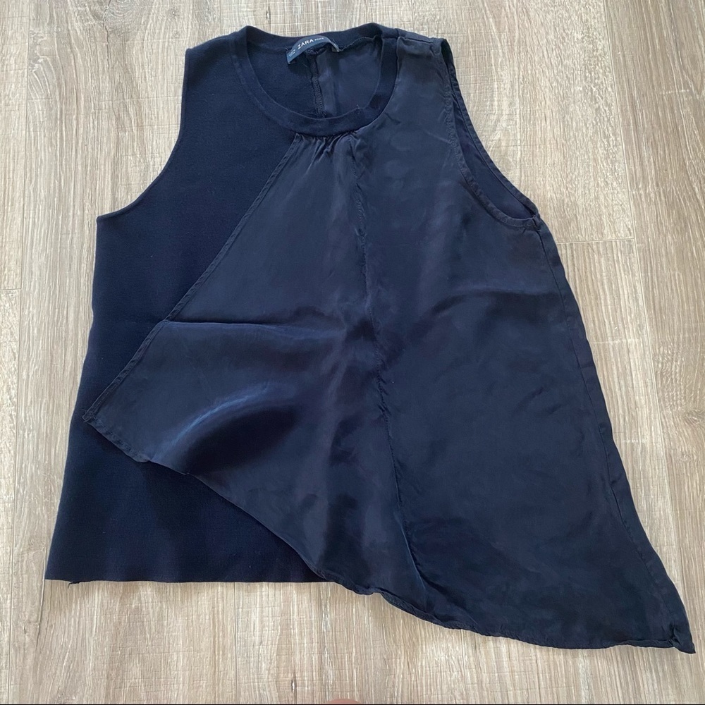 ⭐️3/$25 Zara Navy Asymmetric Knit Sleeveless Tank Sz S - Picture 2 of 8